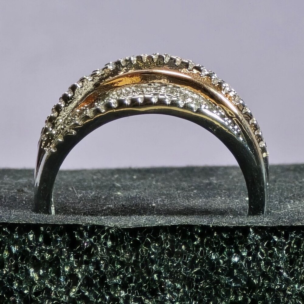 Cluster Ring With Rose Golden & Silvery Twist Design Size 10.25 (NWOT) - Picture 4 of 6